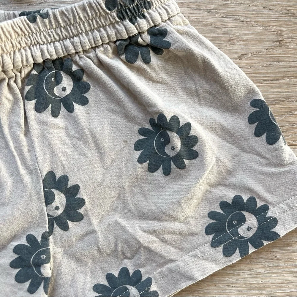 Kids Beige Floral Matching Set - Picture 5 of 5